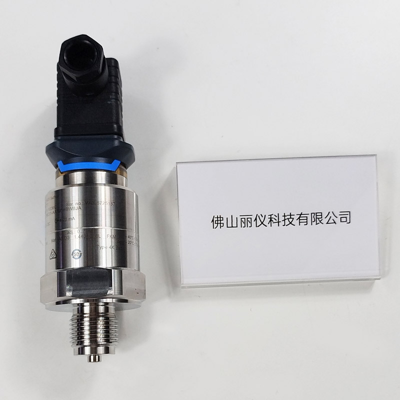 E+H PMC11-AA1U1HBWBJA（PMC11-10D8/0）316L不锈钢材质外壳