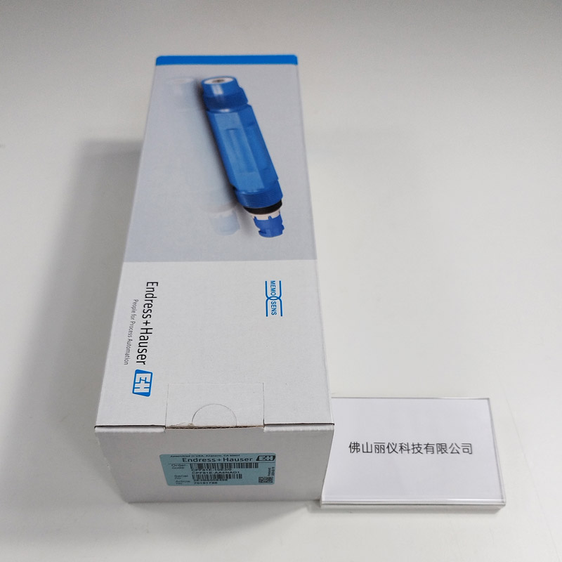 E+H CPF81E-AA5NAD1(CPF81E-10E3/0) pH电极 外包装盒型号标签